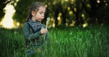 اللعب فى الطبيعة أثناء الطفولة يحسن الصحة النفسية فى مرحلة البلوغ