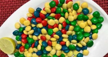 الترمس الملون آخر صيحات التسالى فى العيد