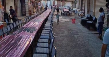 "شهر الخير".. مائدة فطار تجمع 1000 شخص فى قنا من أصحاب المحلات والتجار