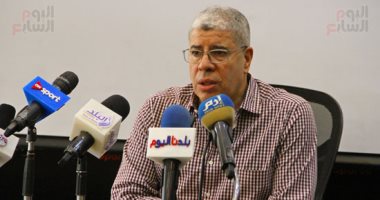 شوبير: الجناينى لم يناقش مع الأندية إلغاء الدوري وتتويج الأهلى باللقب 