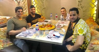 شاهد.. ساسى يتناول إفطاره الأول بالقاهرة عقب عودته لدعم الزمالك
