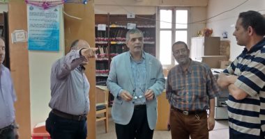  نائب رئيس جامعه بنها  يتفقد امتحانات كليتى  التربية والتربية الرياضية بالجامعة 