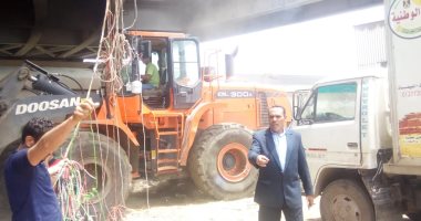 أمن الجيزة يواصل حملات إزالة الإشغالات بشارع عثمان محرم بالطالبية