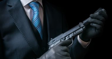 قصص حبهم فاشلة ومزاجهم متقلب ..أسباب بتحول برج الجوزاء لقاتل محترف
