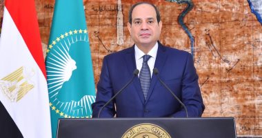 السيسى فى "يوم أفريقيا": قارتنا العزيزة تخطو بثبات نحو تحقيق التنمية المستدامة.. ولا يوجد سبيل سوى بذل الجهد والتمسك بوحدتنا لتحقيق حلم الآباء المؤسسين بقارة مزدهرة.. وعلى دول القارة أن تسعى لتطوير ثرواتها