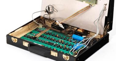 بيع نموذج أولى لكمبيوتر إنتاج شركة أبل عام 1976 بثمن خيالى.. اعرف السعر
