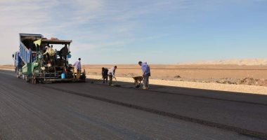مشروعات الدولة.. 8200 كم طرق منها 2025 كم محاور تنموية جديدة فى سيناء