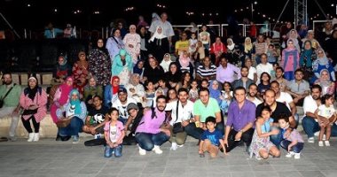 حارب الكيماوى بضحكتك.. حفل إفطار جماعى لمحاربى السرطان بشارع المعز
