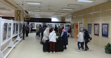 صور.. المعرض السنوى الخامس لكلية الفنون الجميلة "الخطوة الأولى" بالمنصورة