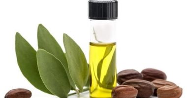 3 استخدامات لـ زيت الجوجوبا.. أهمها الاهتمام بالبشرة 