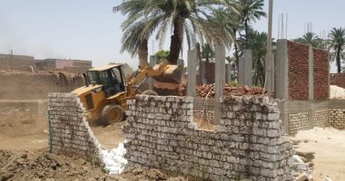 إزالة 36 حالة تعدى على الأراضى الزراعية وأملاك الدولة بالبحيرة