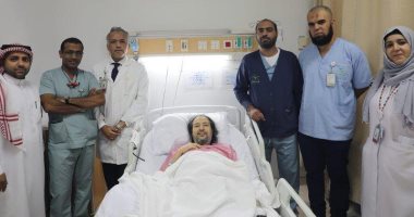 الفنان السعودى خالد سامى يغادر العناية المركزة بعد تعرضه لوعكة صحية.. صور