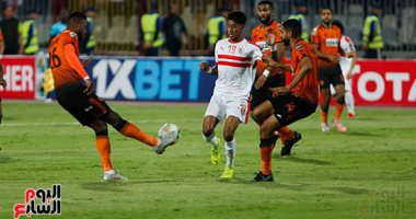 شاهد.. فرحة جنونية للاعبى الزمالك بعد التتويج بالكونفدرالية وبكاء نهضة بركان