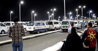 تطوير منظومة مواقف السرفيس فى الجيزة.. موقف حضارى جديد بكوبرى الصحابة بالمريوطية فيصل بسعة 400 سيارة.. يخدم خطوط أكتوبر والمنيب والسلام والمرج والمعادى والوراق.. والمحافظة تطبق منظومة إلكترونية للمراقبة