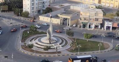 صور  ..شاهد ميدان مسجد الميناء الكبير بالغردقة بعد تطويره وزراعته