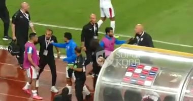 كاميرا سوبر كورة ترصد كواليس حوار الغضب بين جروس وحازم إمام
