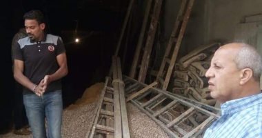 إيقاف أعمال مخالفة فى منشآت تجارية بحى الجمرك بالإسكندرية ومصادرة المعدات