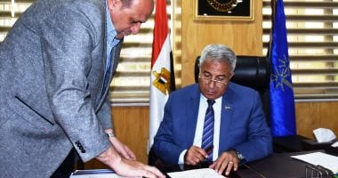 محافظ أسوان يعتمد نتيجة الشهادة الاعدادية بنسبة نجاح 72.5%