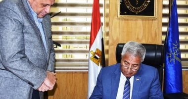 صور.. ننشر أسماء أوائل الشهادة الإعدادية بمحافظة أسوان
