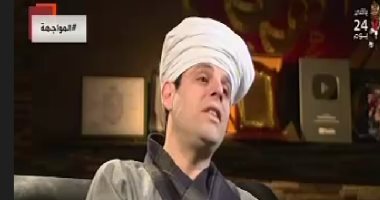 محمود التهامى يروى تفاصيل التحاقه بالإنشاد الدينى.. وموهبة ارتجاله