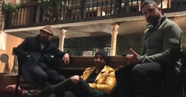 أحمد فهمى مهنئا أمير كرارة بكازبلانكا: الفيلم هيكسر الدنيا.. اضرب جامد