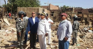 صور.. هدم 600 عقار وعشة بترعة الطوارئ فى السلام وتسكين الأهالى فى وحدات بديلة