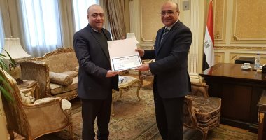 تحفيزاً للموظفين.. شئون مجلس النواب يكرم المتميزين عن شهرى مارس وإبريل 