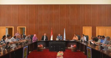 محافظ البحر الأحمر يعقد اجتماعًا لمناقشة استعدادات عيد الفطر المبارك