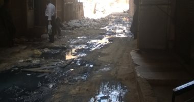 مياه الصرف الصحى تحاصر شوارع منطقة أم بيومى بشبرا الخيمة