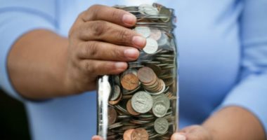 ما بين الخوف من المستقبل وحب المال.. أبراج معروفة بالبخل