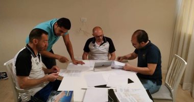 صور.. وادى دجلة يُجدد عقد مدربه تاكيس جونياس لمدة موسم