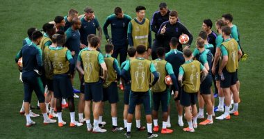 توتنهام ضد ليفربول.. السبيرز ينهى تدريباته لنهائى دورى أبطال أوروبا