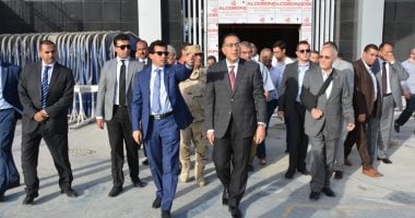 رئيس الوزراء يطمئن على تجهيزات استاد القاهرة استعدادًا لـ"الأمم الإفريقية"