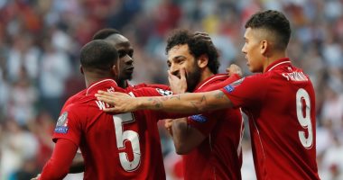 كاميرا سوبر كورة .. محلات البلايستيشن تغير نشاطها من أجل محمد صلاح
