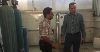 صور.. وكيل صحة الأقصر فى زيارة مفاجئة لتفقد الخدمات بمستشفى الحميات بأرمنت