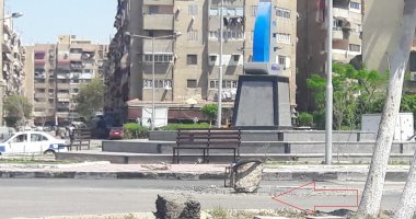 اضبط مخالفة.. مطبات وخوازيق فى شوارع بورفؤاد تهدد وسائل الموصلات "صور"