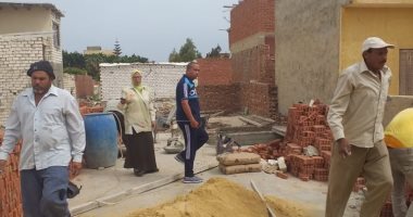حملة لازالة التعديات على الأراضى الزراعية غرب الاسكندرية.. صور