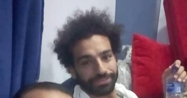 الفرعون فى نجريج.. ننشر أول صور لمحمد صلاح فور وصوله لمنزله بالغربية