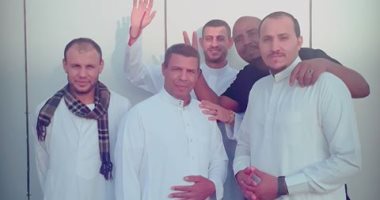 أبناء الجالية المصرية بالسعودية يشاركون بصور من صلاة العيد فى المسجد النبوى