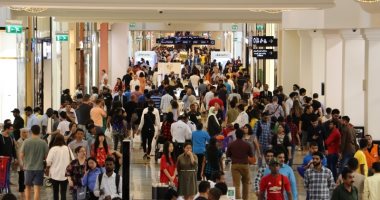 إقبال كبير على المولات التجارية بدبى فى أول أيام عيد الفطر