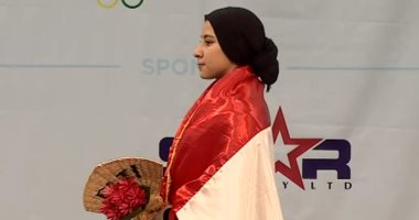 رانيا عزت تتوج بذهبيتين وفضية فى بطولة العالم لرفع الأثقال بفيجى