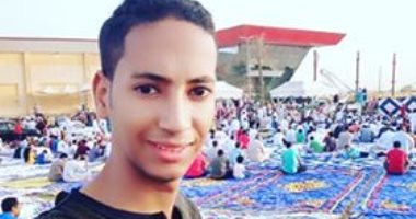أهالى أسيوط الجديدة يحتفلون بعيد الفطر فى ساحات الصلاة ..صور