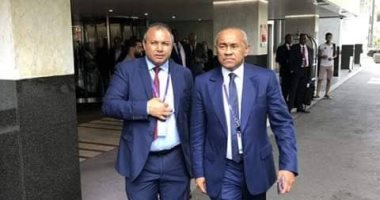 أحمد أحمد يصل الكاميرون لحضور نهائى أمم أفريقيا للمحليين الأحد 