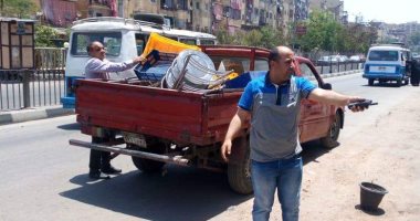 حملة لرفع الإشغالات والقمامة من شوارع الزاوية الحمراء