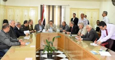 محافظ الشرقية: نقل كراسات الإجابات للكنترول تحت حراسة مشددة