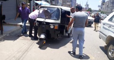 صور.. تنفيذ حملات مكثفة لمواجهة انتشار الـ"توك توك" بالبحيرة