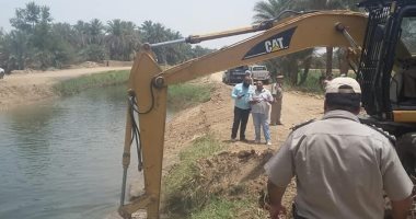 صور.. التعديات على الترع بأسوان تعيق الإنتاجية الزراعية وتهدد الرقعة الخضراء