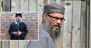 محمد الدسوقى رشدى يكتب :الأفعى تبث سمومها ضد مصر فى شوارع لندن .. هانى السباعى يحرض ضد الجيش .. يدافع عن الإرهابى " عشماوى " وينشر التطرف ويجند الإرهابيين من قلب مساجد بريطانيا بدعم تركى وقطرى