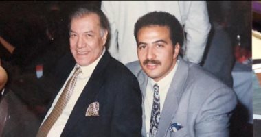 مجدى الهوارى يسترجع ذكرياته مع وحش الشاشة فريد شوقى بصورة نادرة