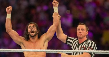المصارع السعودى منصور الشهيل يفوز بأكبر نزال في تاريخ WWE.. فيديو وصور